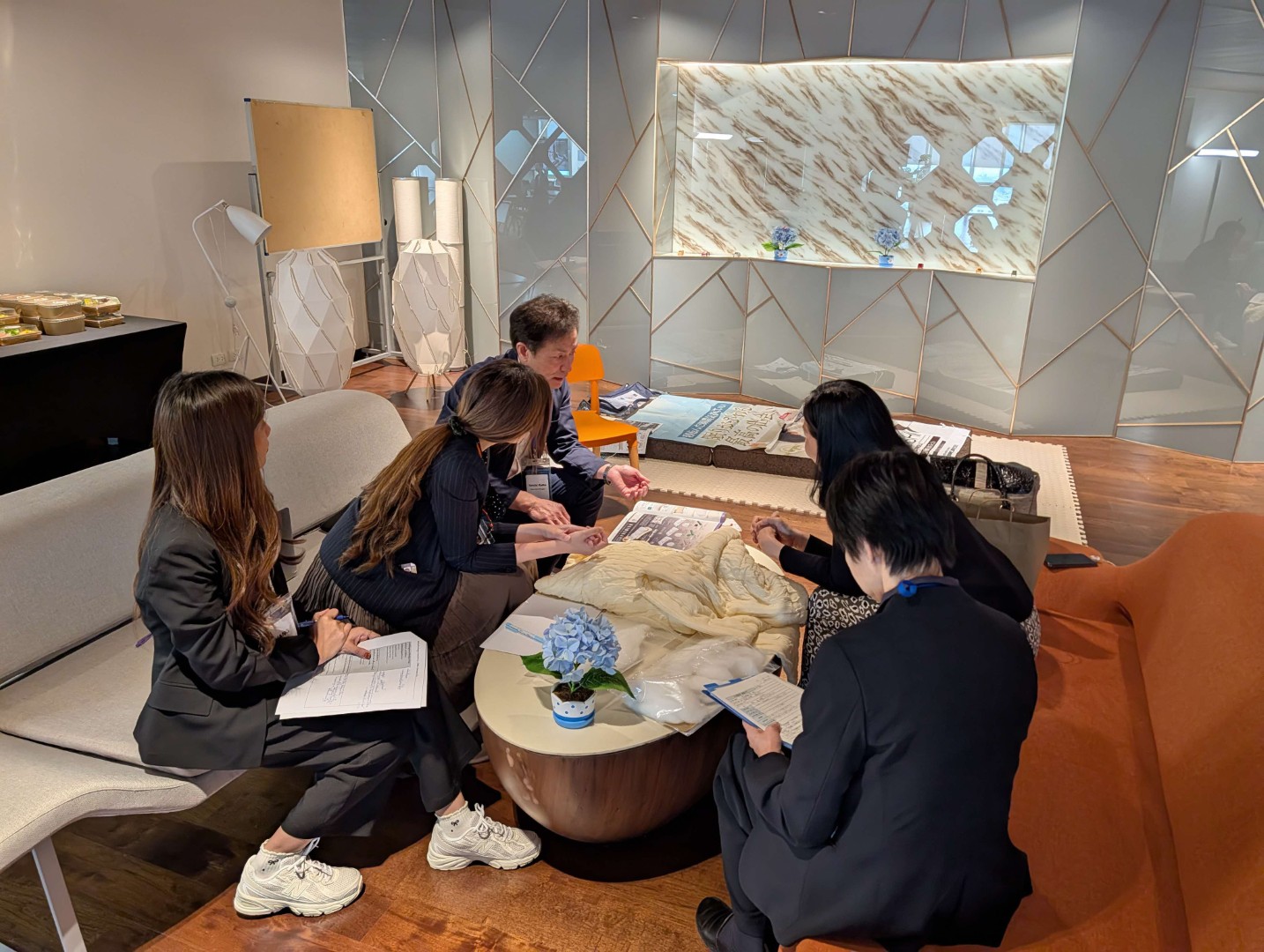 「MADE IN SHIMANE ～環境に配慮した技術やサービス、製品～」の様子